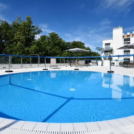 Lägenhet Navigator Spa-baseny-nadmorskie Tarasy Kołobrzeg